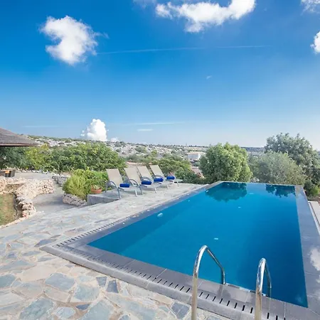 You Will Love This Luxury 4 Bedroom Holiday In With Private Pool 1386